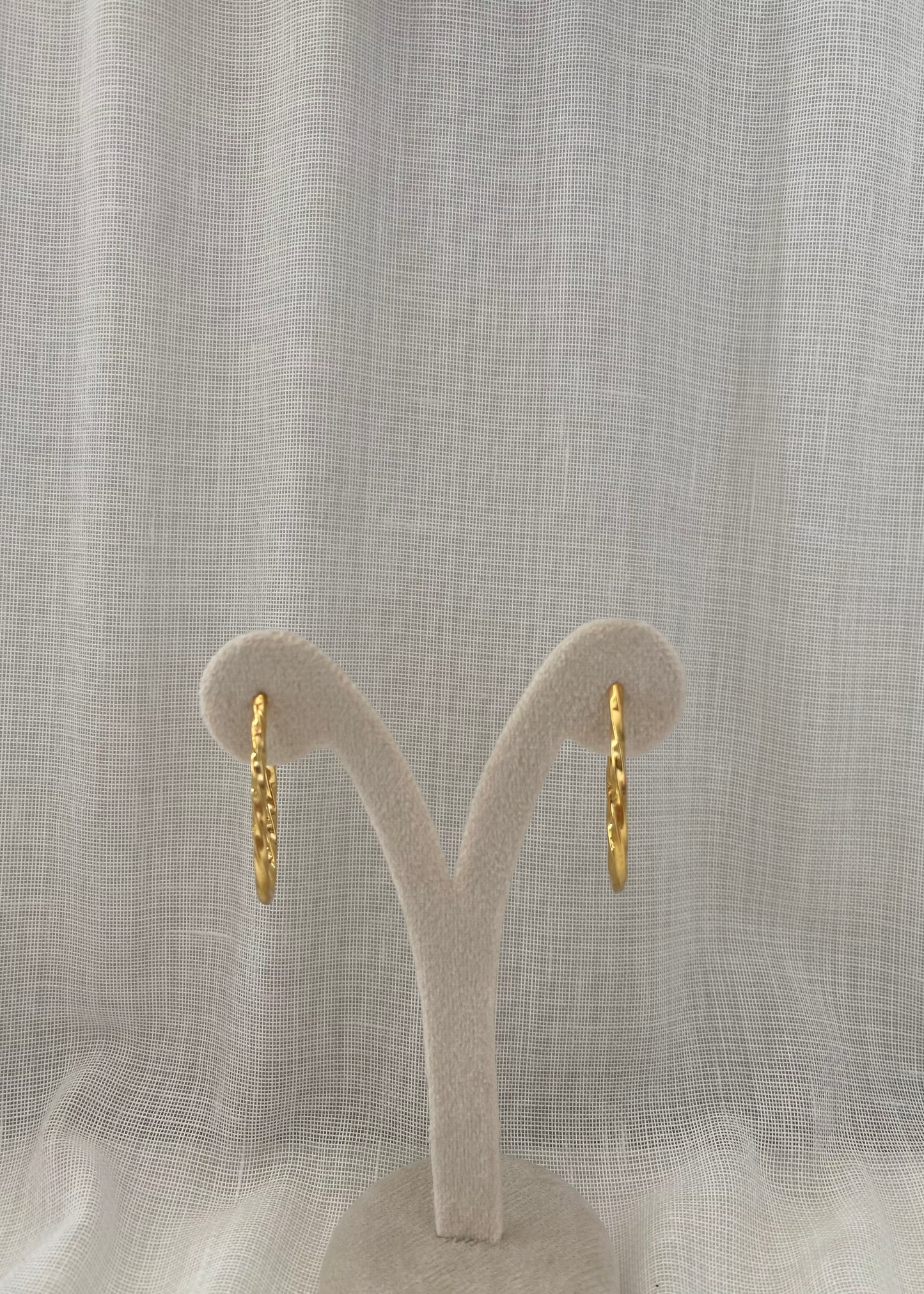 Pendientes óvalos trenzados