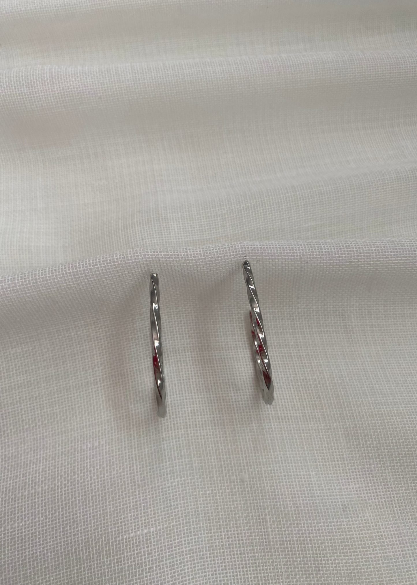 Pendientes óvalos trenzados